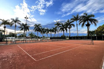 Tennis court