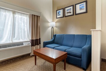 Room 18 of 27