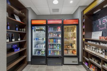 Snack bar