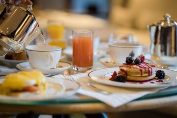 Breakfast meal