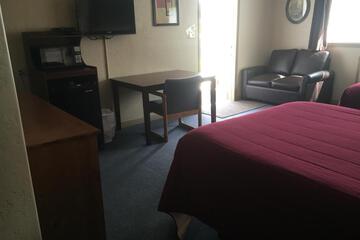 Photo 18