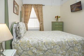 Room 95 of 116