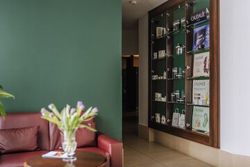 Spa reception
