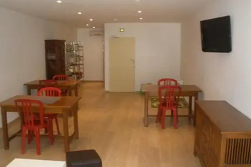 hotel_rooms
