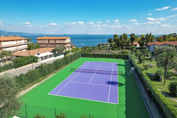 Tennis court