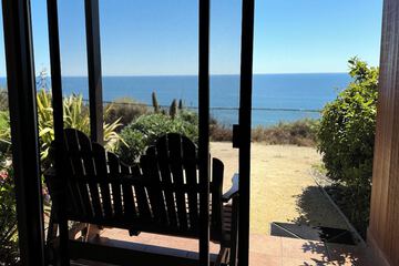 Beach/ocean view