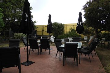 Cafe