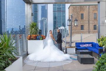 Ballroom/Hall 39 of 49