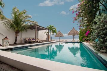 Private pool