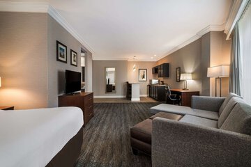 Room 17 of 65