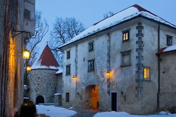 Front of property - evening/night