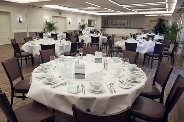 Indoor wedding