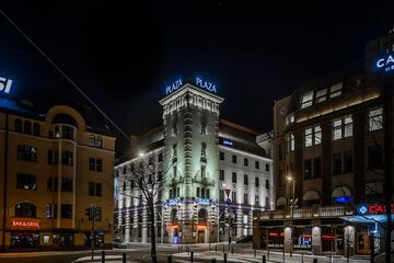 Front of property - evening/night