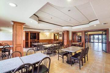 restaurant cafeteria