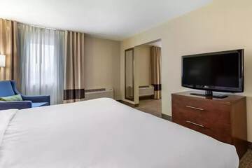 Room 34 of 57