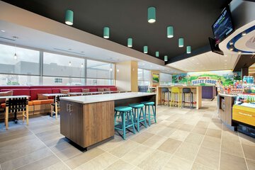 Hotel Interior 14 of 43