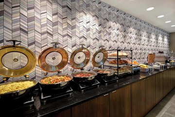 Breakfast/Coffee Service 60 of 67