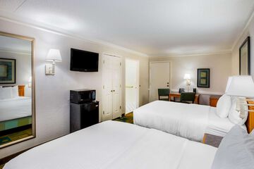 Room 21 of 33