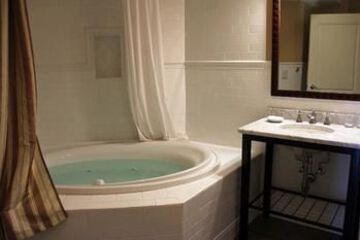 Jetted Tub