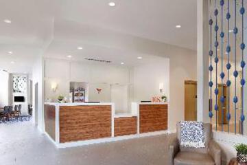 Hotel Interior 4 of 18