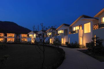 Front of property - evening/night