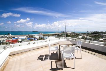 Sundeck