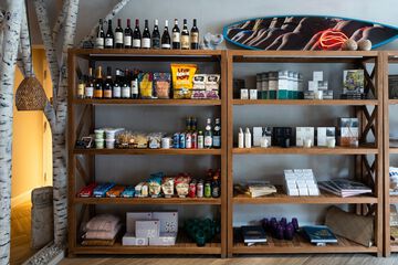 Snack bar