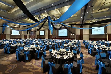 Indoor wedding