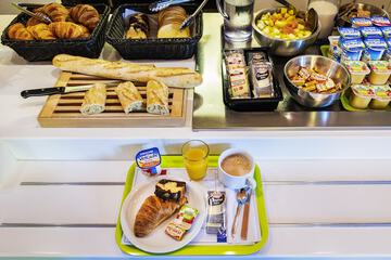 Breakfast buffet