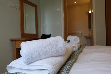 guest_rooms