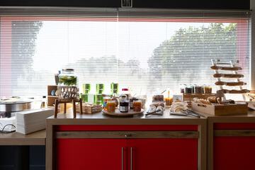 Breakfast buffet