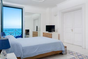 Photo 35