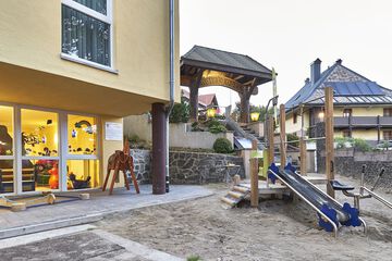 Children's play area - outdoor