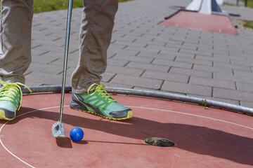 Mini-golf