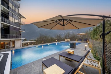 Sundeck