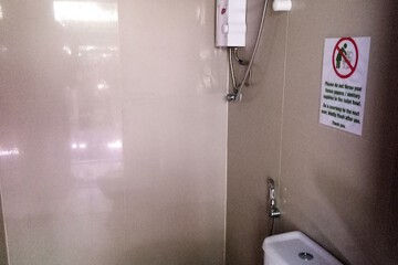 Bathroom amenities