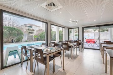 Breakfast area