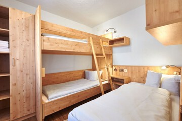 Children's theme room