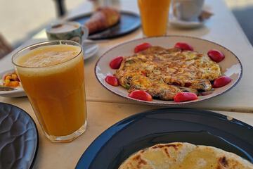 Breakfast meal
