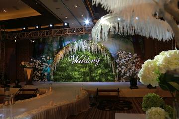 Indoor wedding