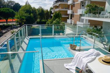 Rooftop pool