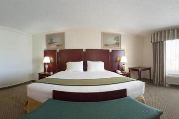 Room 19 of 37
