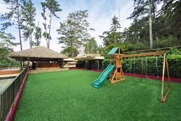 Children's play area - outdoor