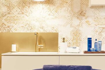 Spa reception