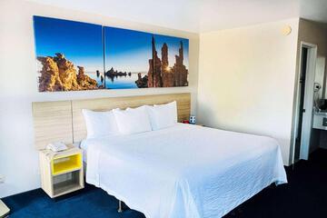 Days Inn by Wyndham Ridgecrest near China Lake Naval Station