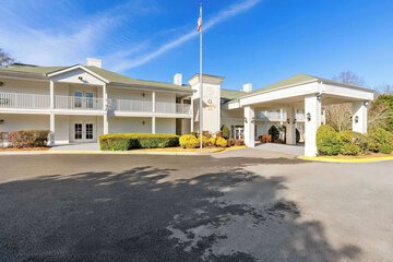 Hotel 12 of 69