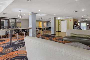 Breakfast/Coffee Service 17 of 19