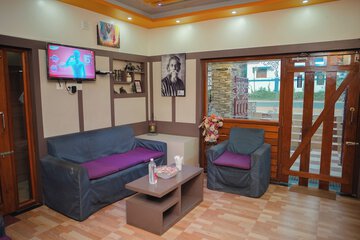 Lobby sitting area