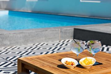 Rooftop pool