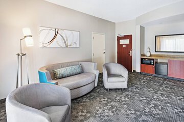 Room 16 of 33